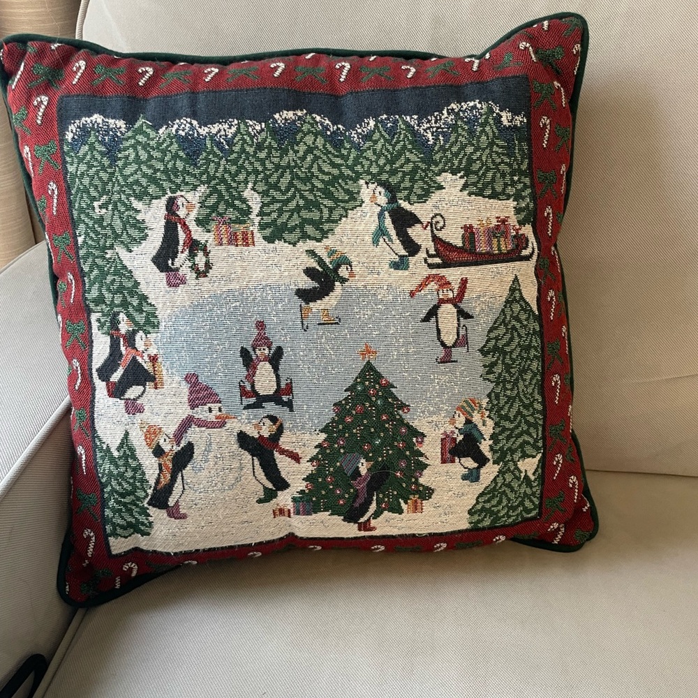 Vintage The Rug Barn Christmas Tree Penguin Woven Tapestry Throw Pillowf